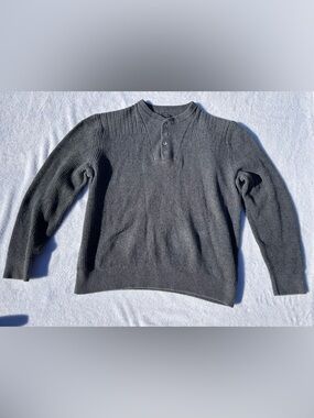 GAP Men's Charcoal Ribbed Crewneck Henley Sweater